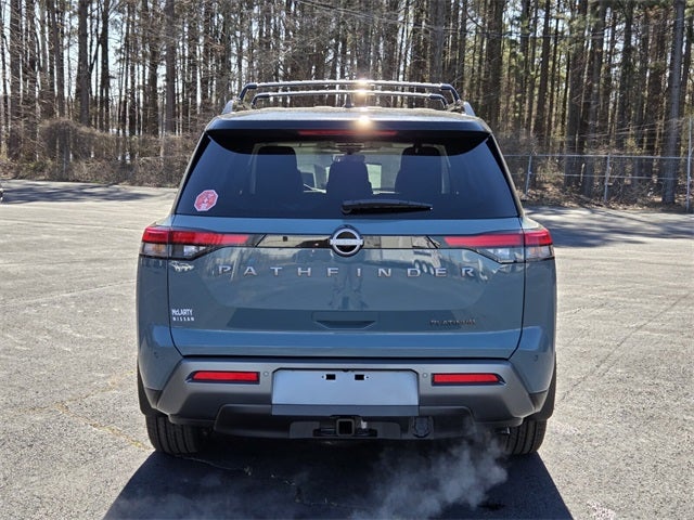 2026 Nissan Pathfinder Platinum