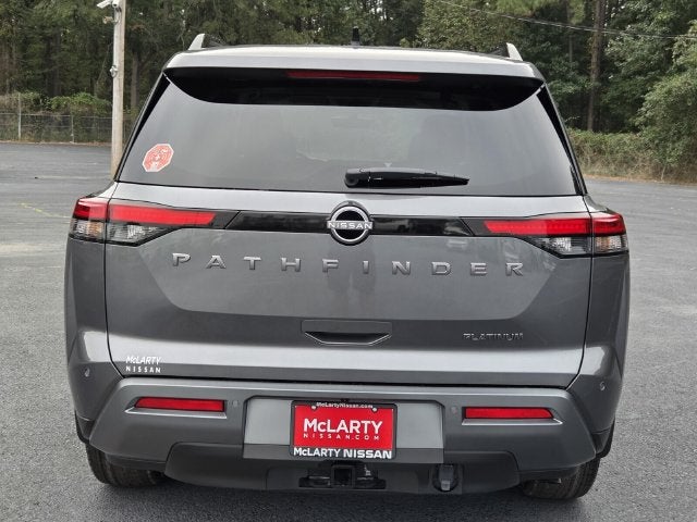 2026 Nissan Pathfinder Platinum