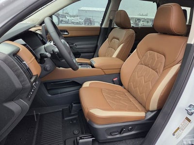 2026 Nissan Pathfinder Platinum