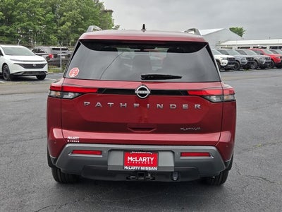 2026 Nissan Pathfinder Platinum