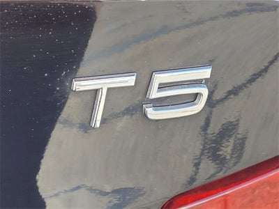2019 Volvo S60 T5 Momentum