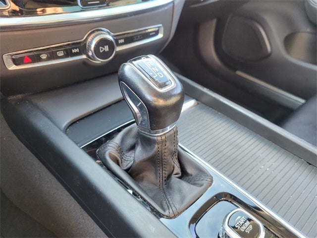 2019 Volvo S60 T5 Momentum