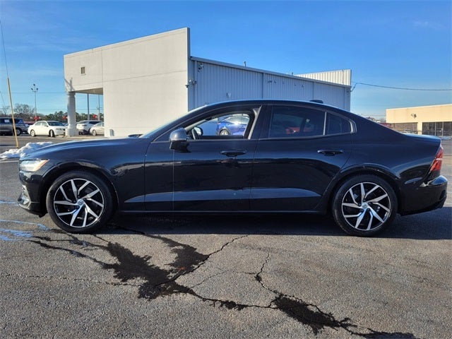 2019 Volvo S60 T5 Momentum