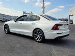 2020 Volvo S60 T6 Momentum