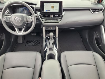 2024 Toyota Corolla Cross XLE