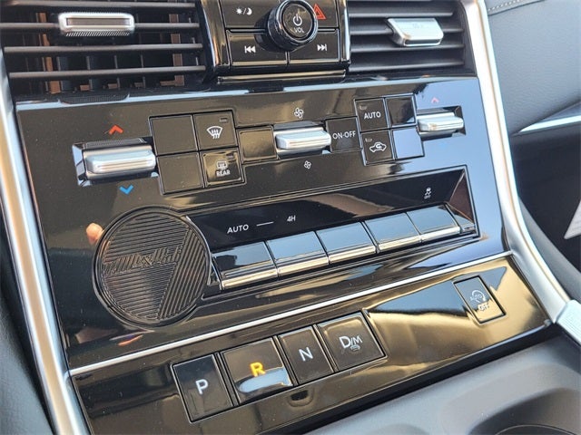 2026 Nissan Armada SV