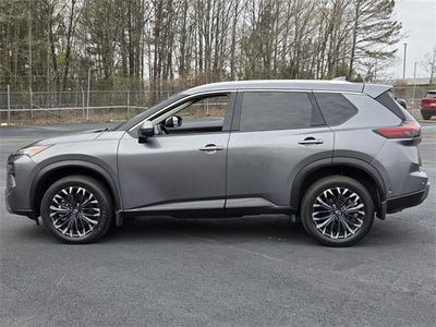 2025 Nissan Rogue SL
