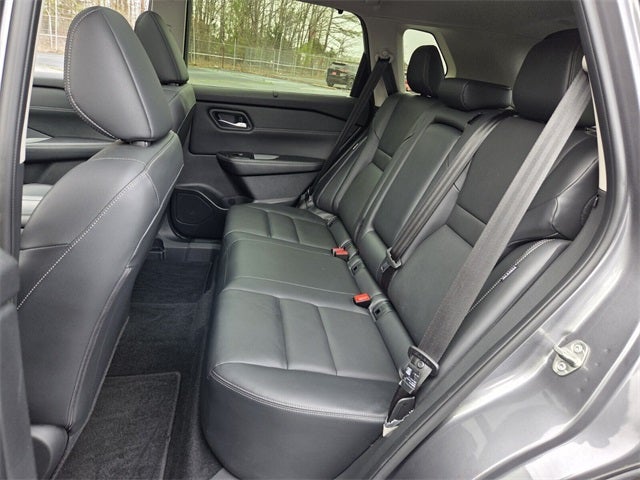 2025 Nissan Rogue SL