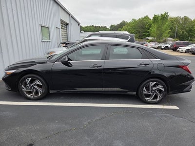 2024 Hyundai Elantra Limited
