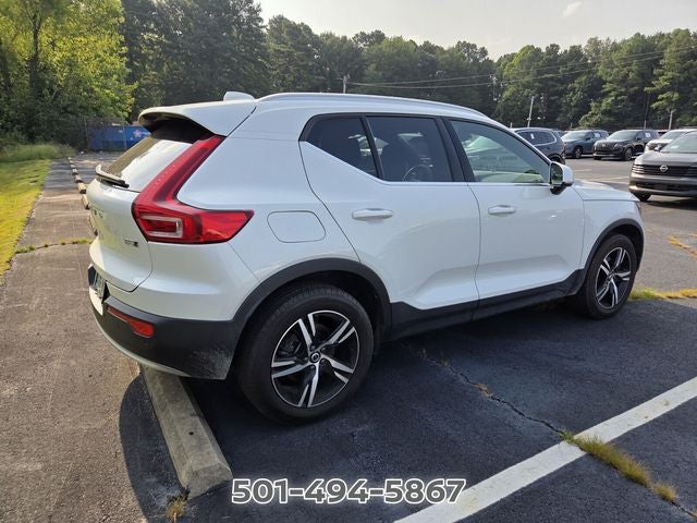 2024 Volvo XC40 B5 Core